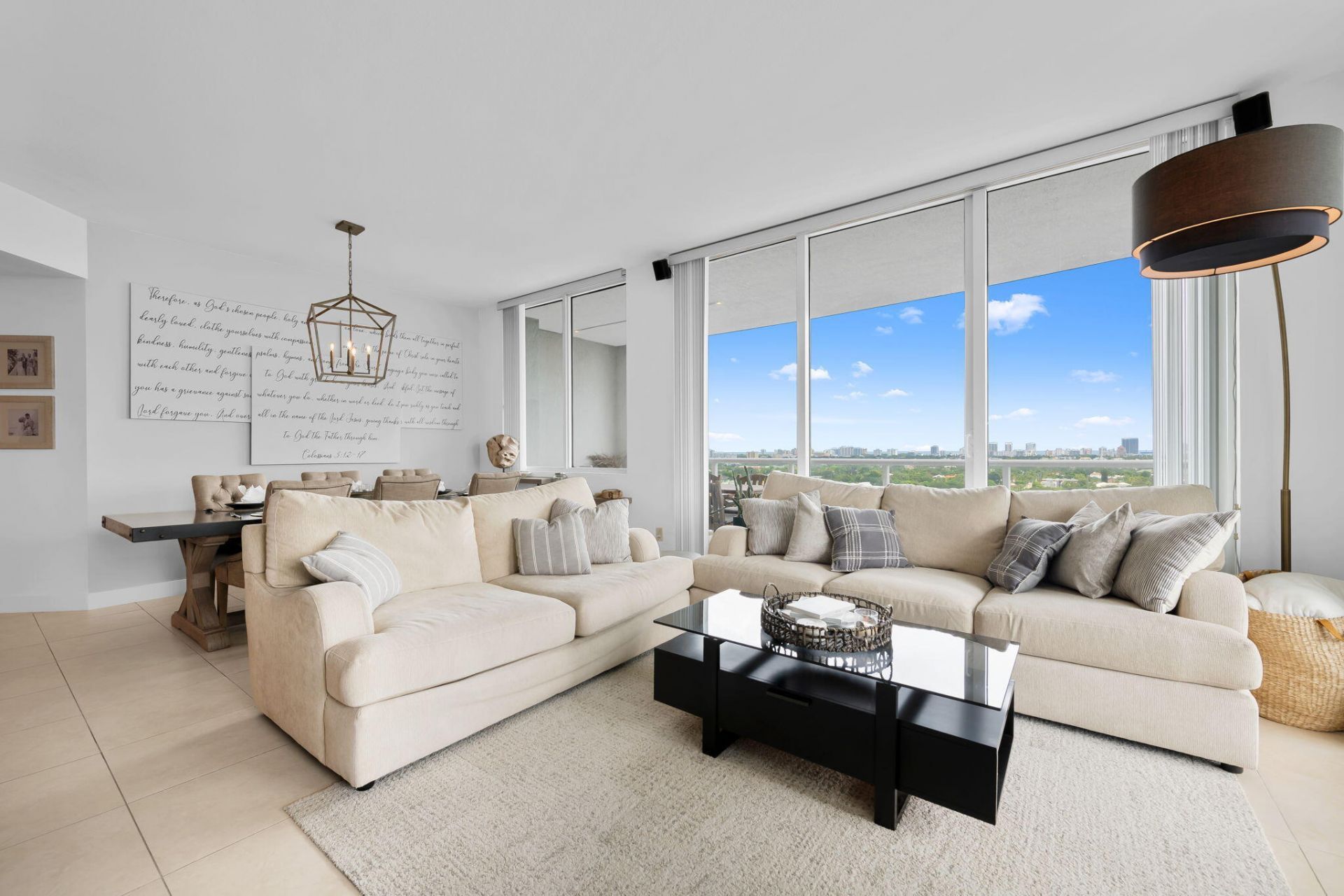 315 NE 3rd Avenue, Unit 1506, Fort Lauderdale, FL 33301 Photo