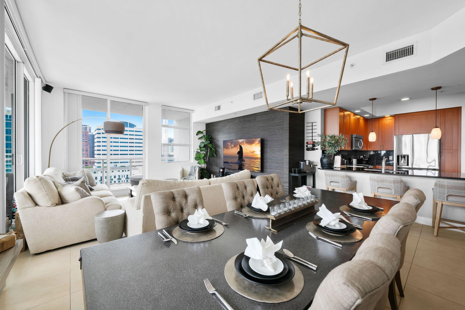 315 NE 3rd Avenue, Unit 1506, Fort Lauderdale, FL 33301 Photo