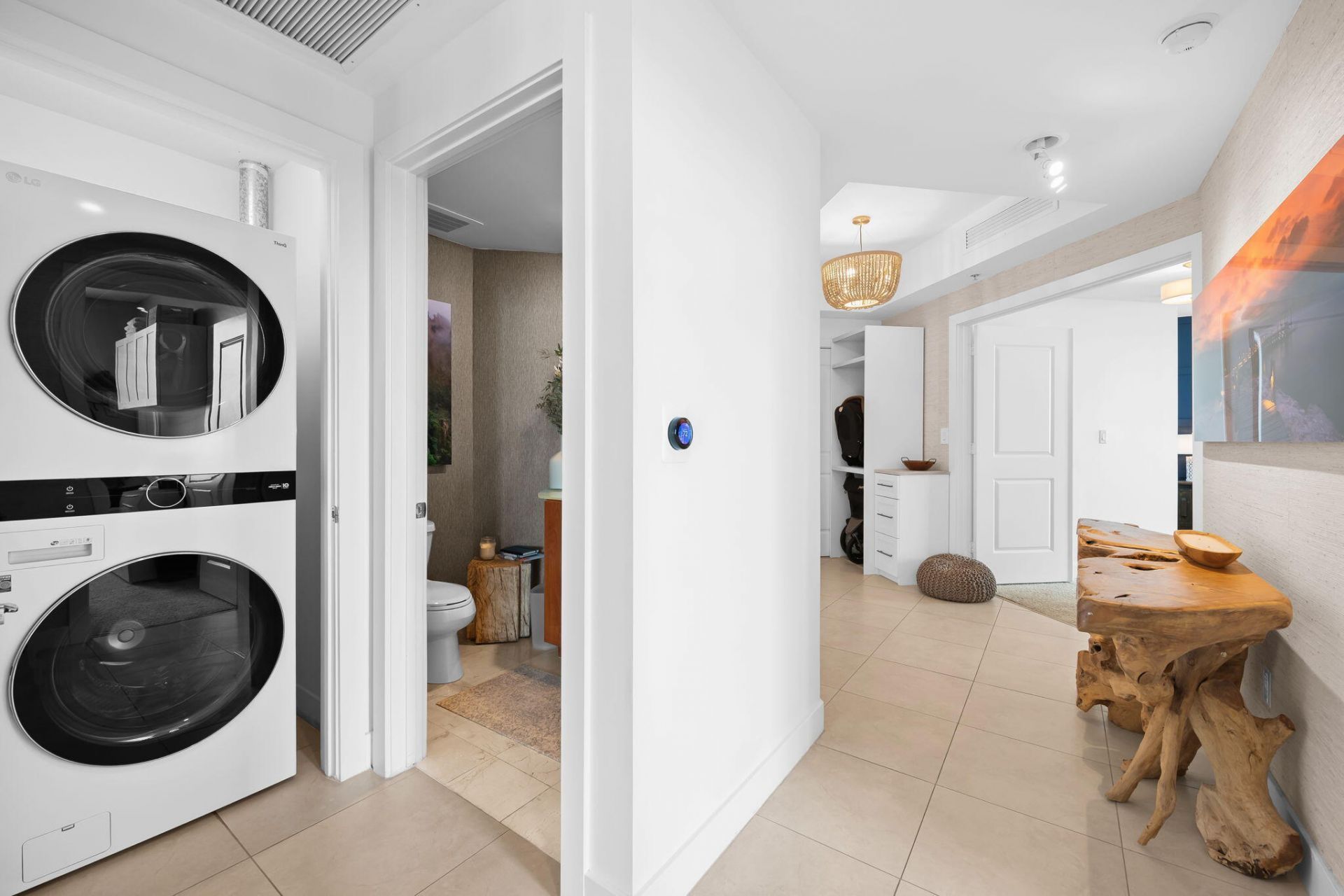 315 NE 3rd Avenue, Unit 1506, Fort Lauderdale, FL 33301 Photo