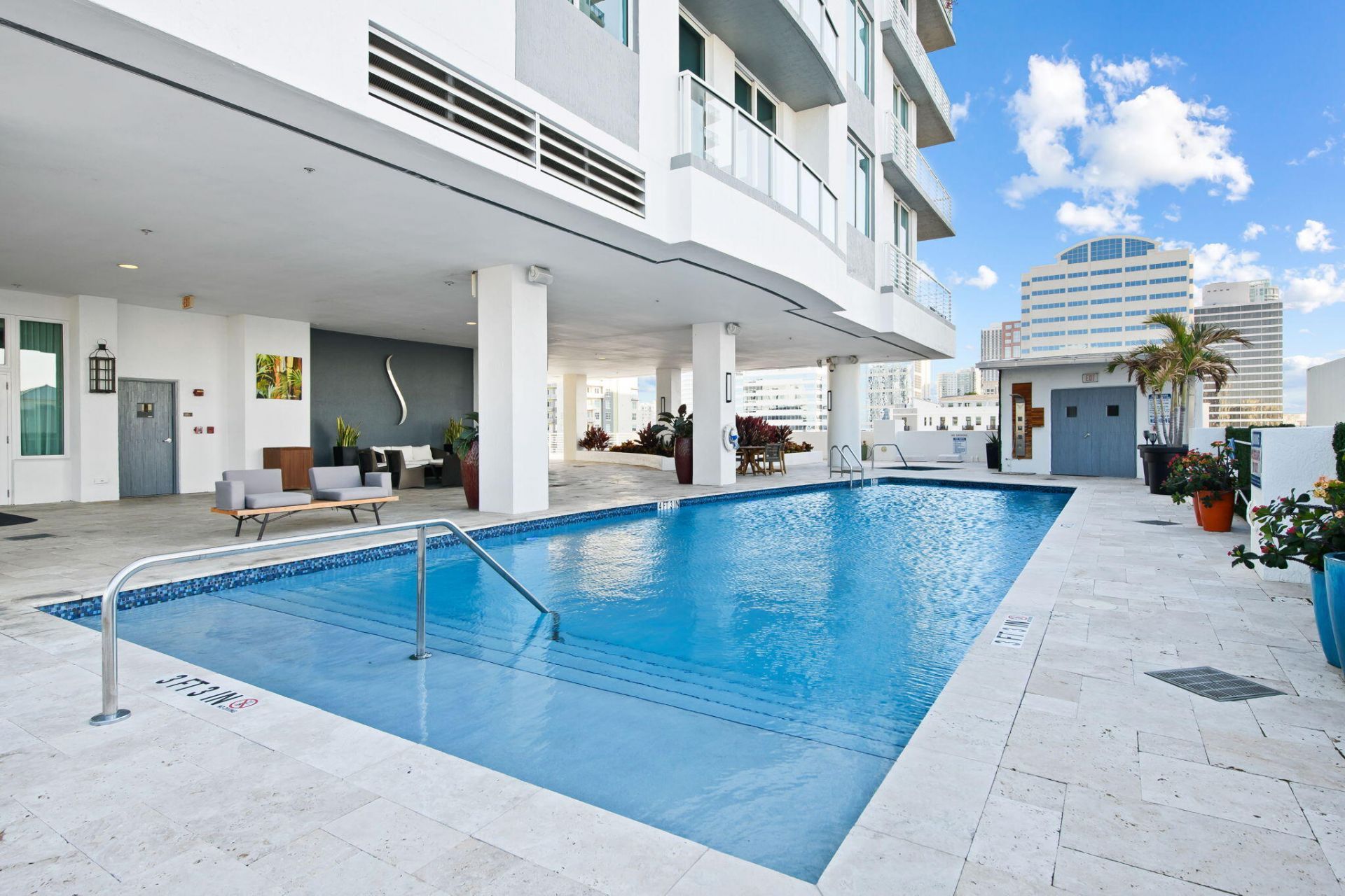 315 NE 3rd Avenue, Unit 1506, Fort Lauderdale, FL 33301 Photo