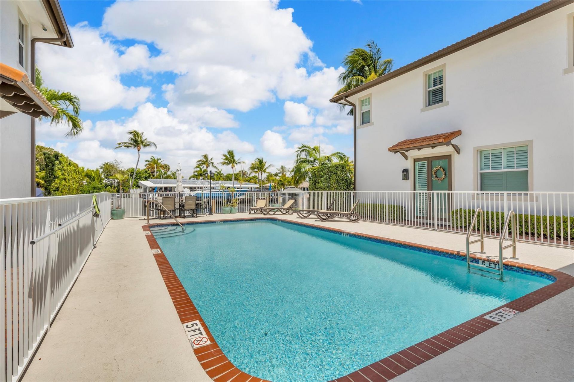 1327 SE 3rd Avenue, Pompano Beach, FL 33060 Photo