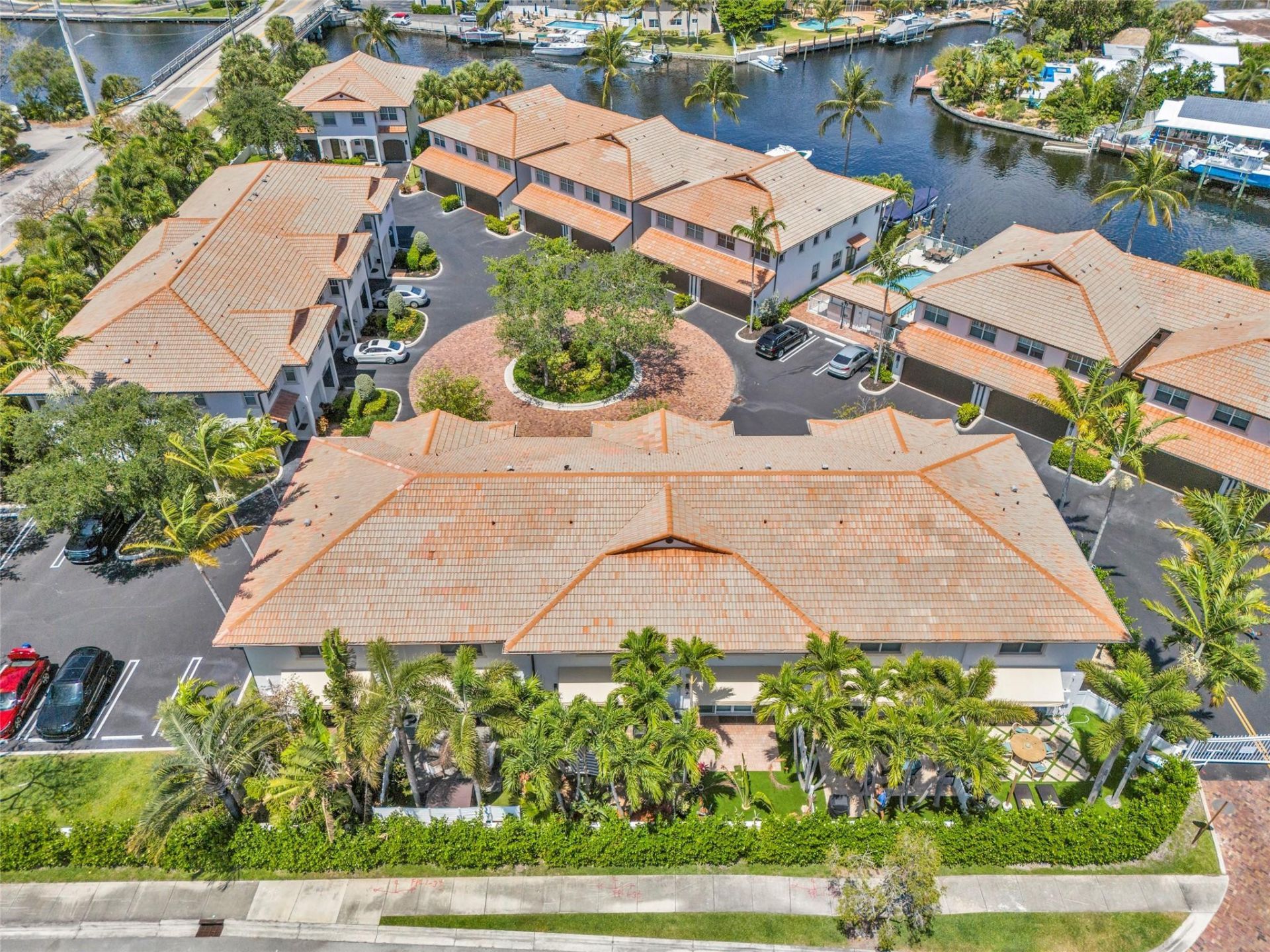 1327 SE 3rd Avenue, Pompano Beach, FL 33060 Photo