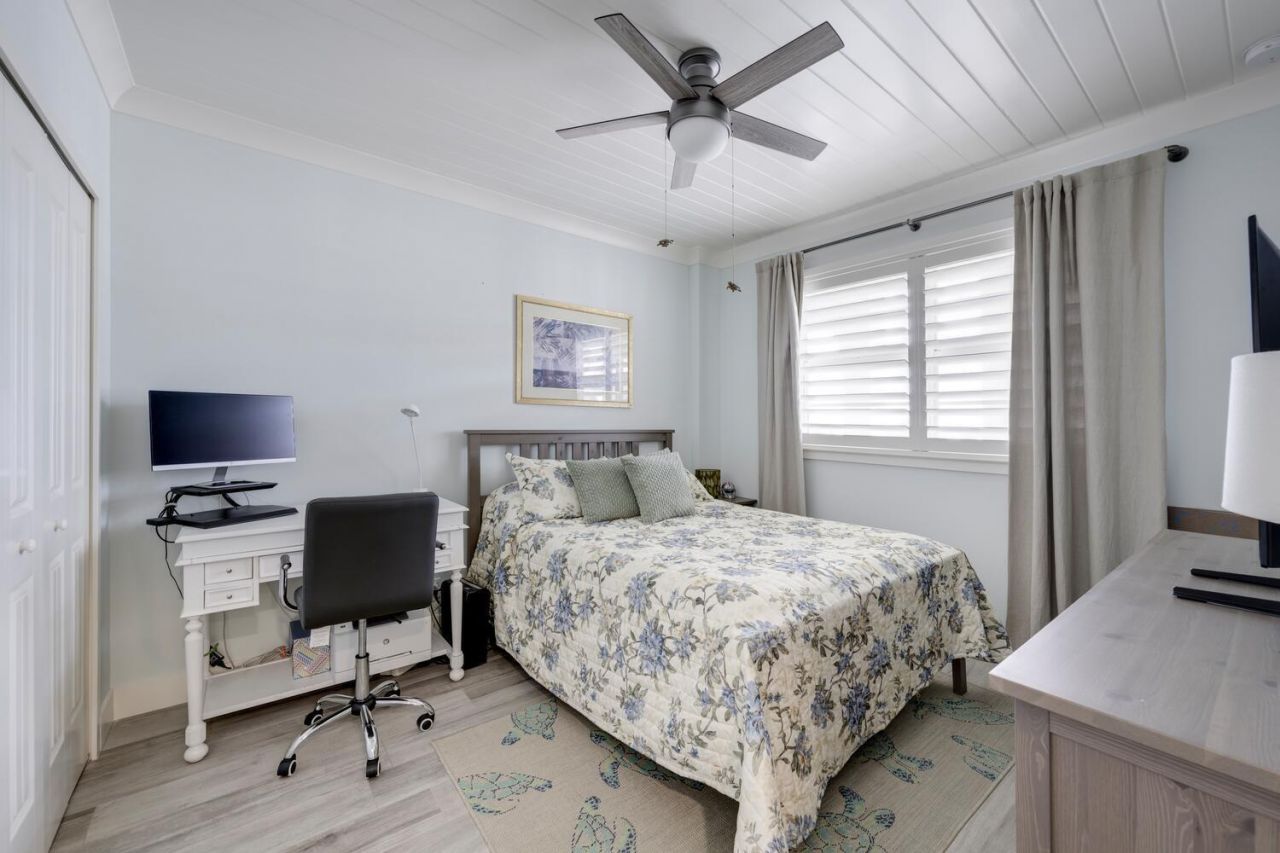 105 Paradise Harbour Boulevard, Unit 502, North Palm Beach, FL 33408 Photo