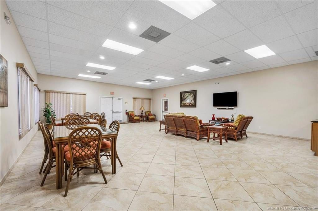 105 Paradise Harbour Boulevard, Unit 502, North Palm Beach, FL 33408 Photo