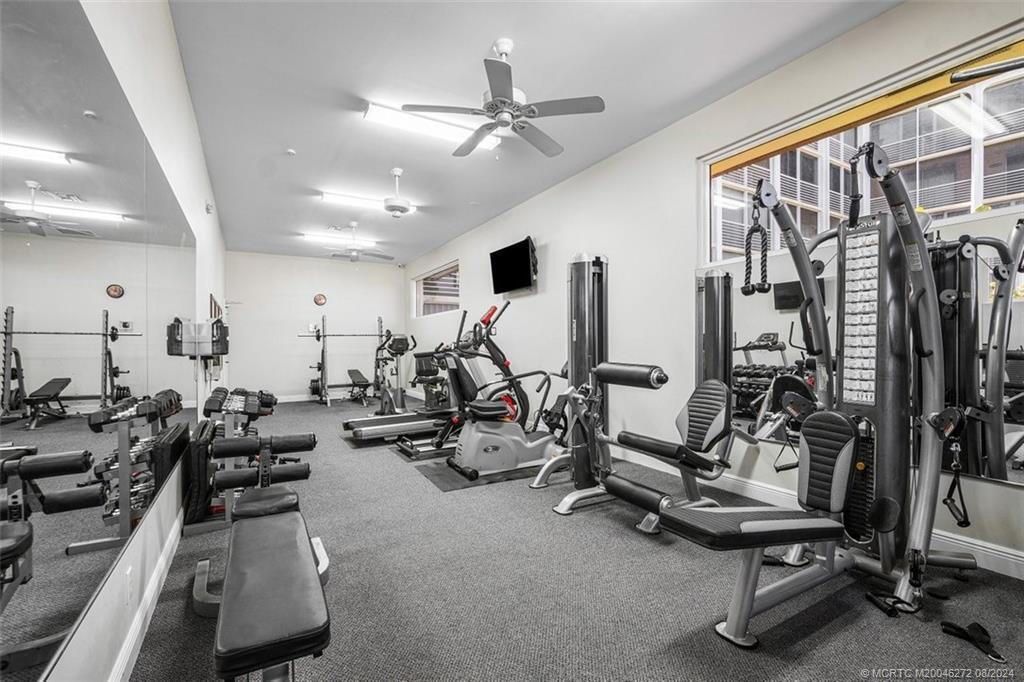 105 Paradise Harbour Boulevard, Unit 502, North Palm Beach, FL 33408 Photo