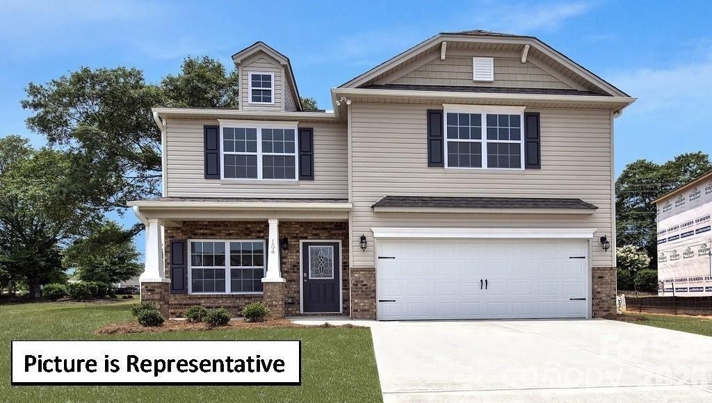 3133 Platinum Pointe Drive, Charlotte, NC 28227 Main Photo