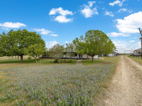 2351 County Road 487, Taylor, TX 76574