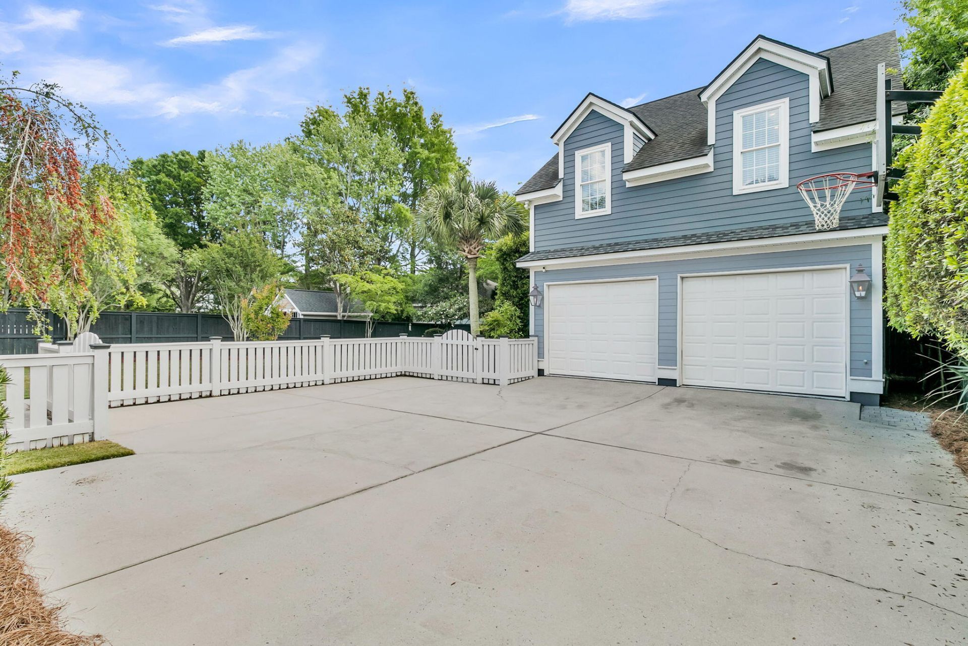 239 Fairchild Street Photo 31