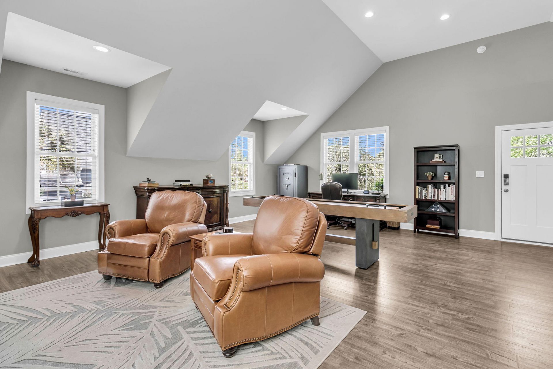 239 Fairchild Street Photo 36