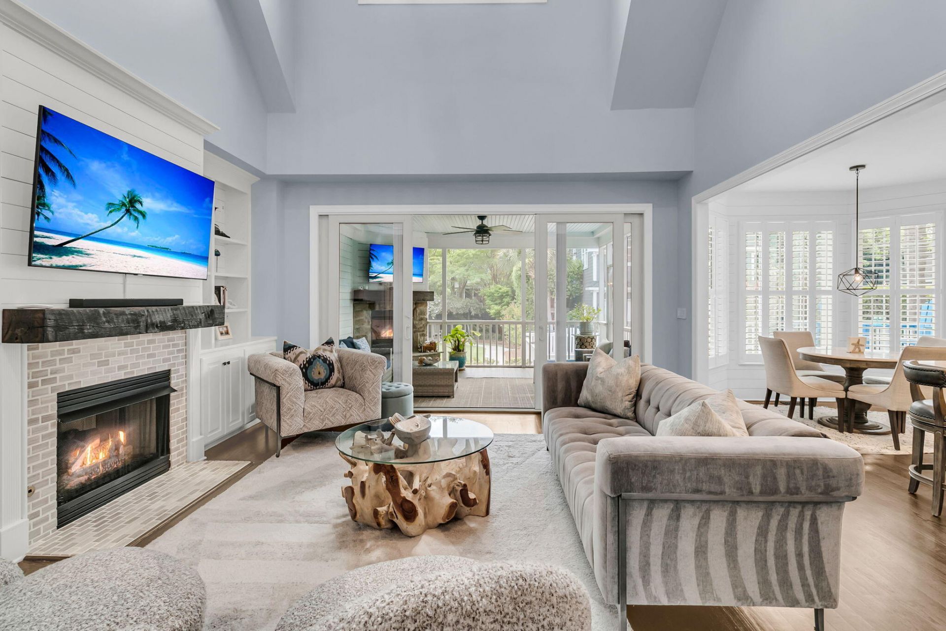 239 Fairchild Street Photo 5