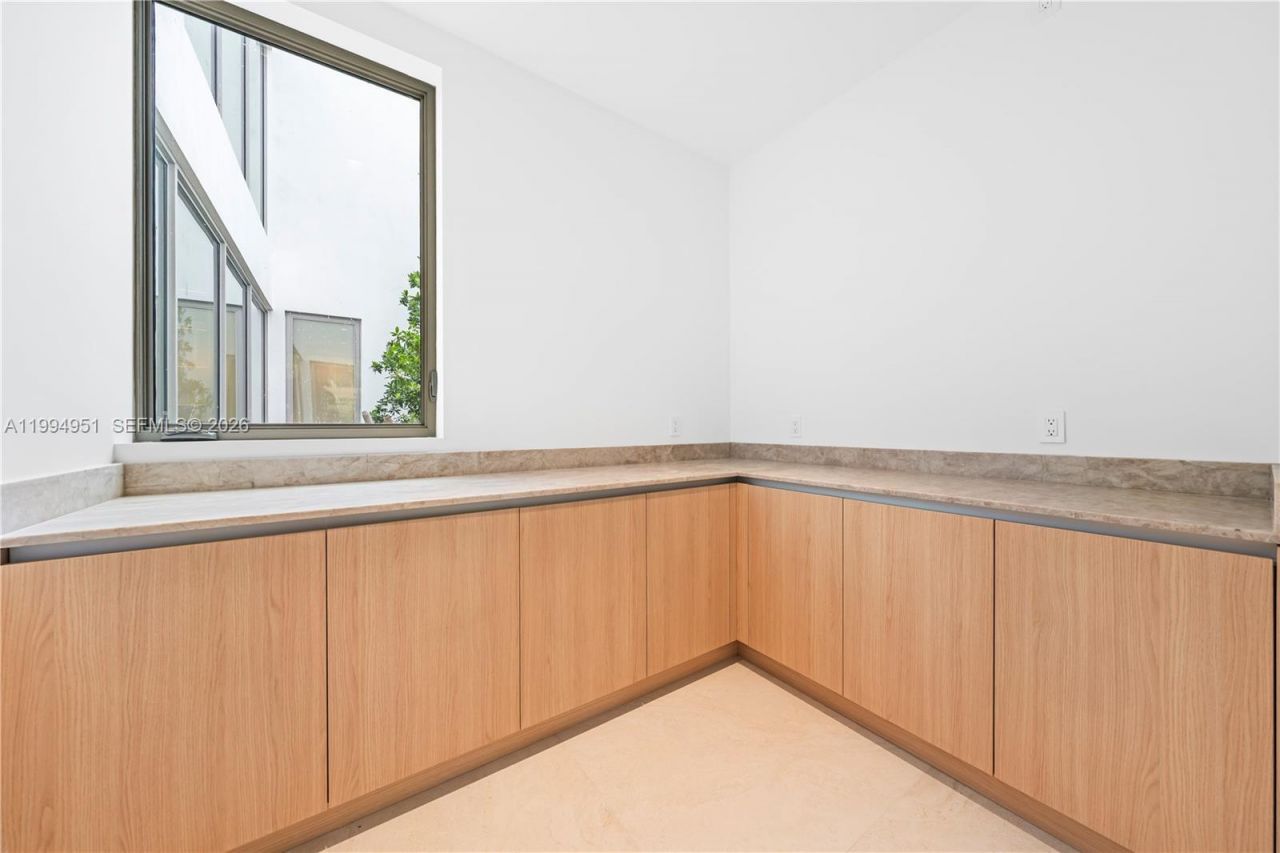 4125 NW 5th Ave, Miami, FL 33127 Photo