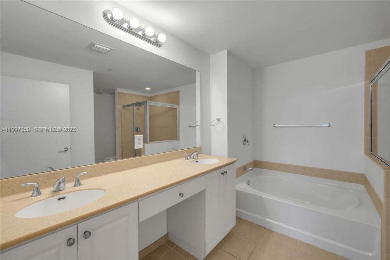 3340 NE 190th St, Unit 503, Aventura, FL 33180 Photo