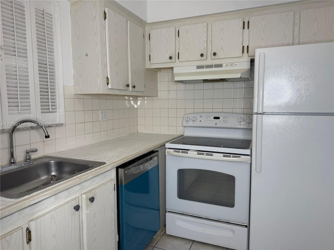 6501 Winfield Blvd, Unit A-33, Margate, FL 33063 Photo