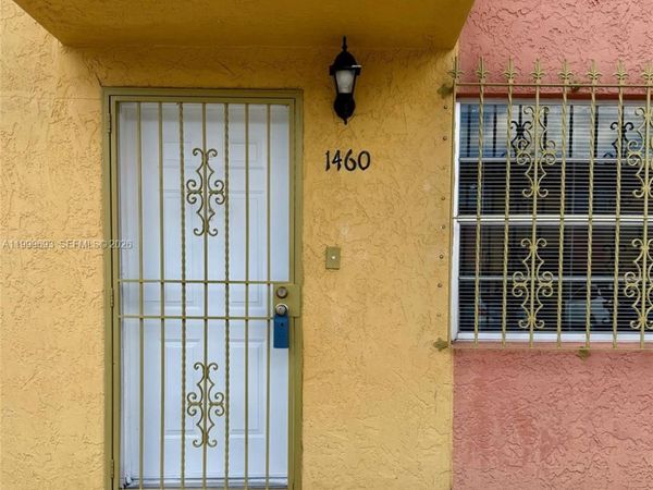 1460 W 41st St, Unit 1460, Hialeah, FL 33012