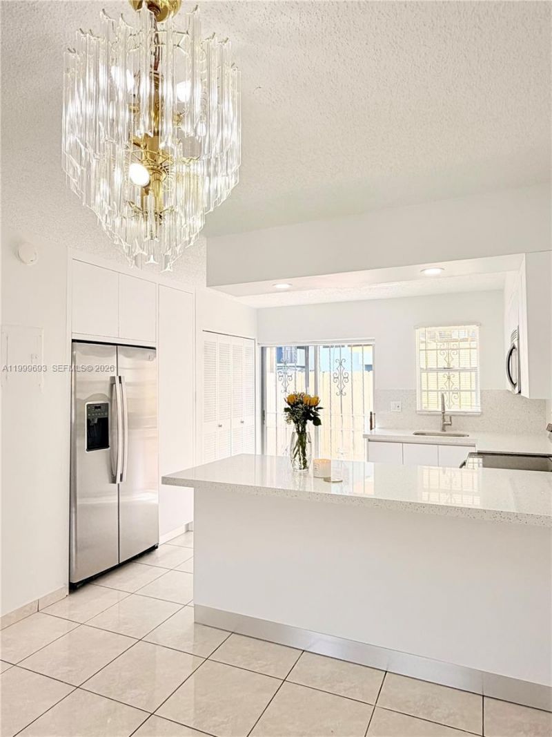 1460 W 41st St, Unit 1460, Hialeah, FL 33012 Photo