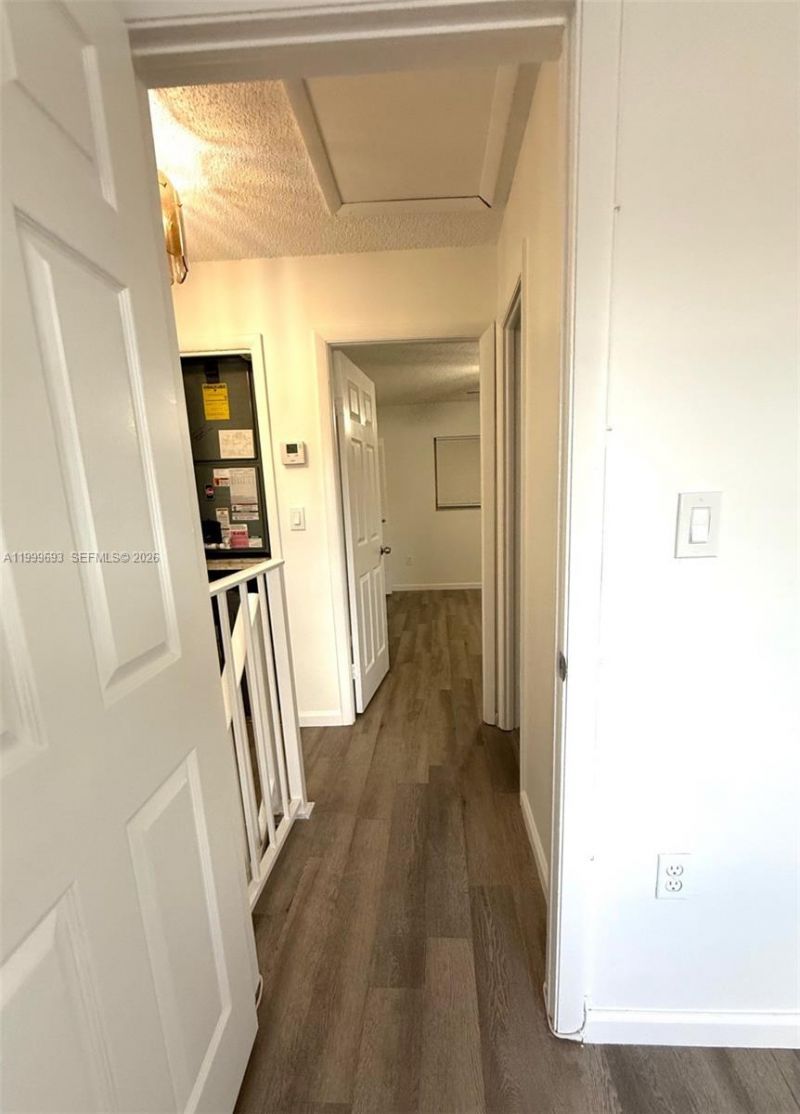 1460 W 41st St, Unit 1460, Hialeah, FL 33012 Photo