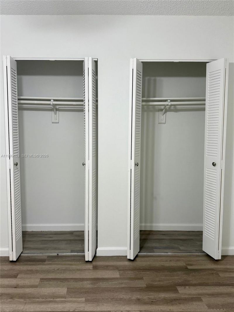 1460 W 41st St, Unit 1460, Hialeah, FL 33012 Photo