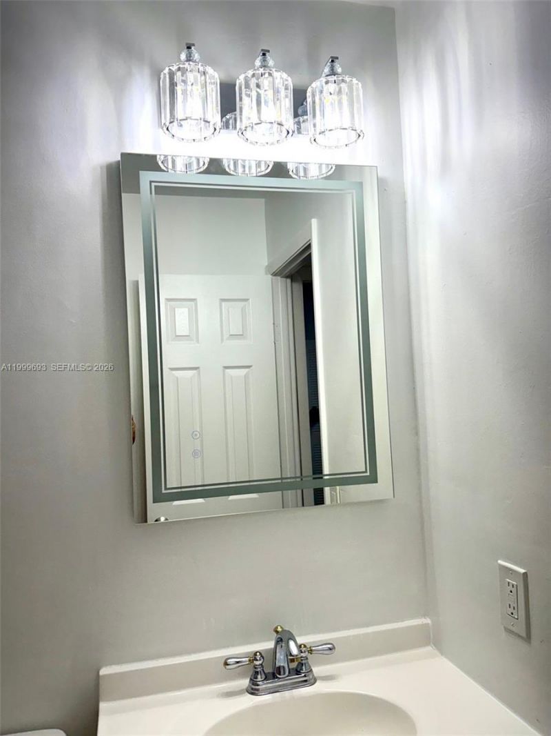 1460 W 41st St, Unit 1460, Hialeah, FL 33012 Photo