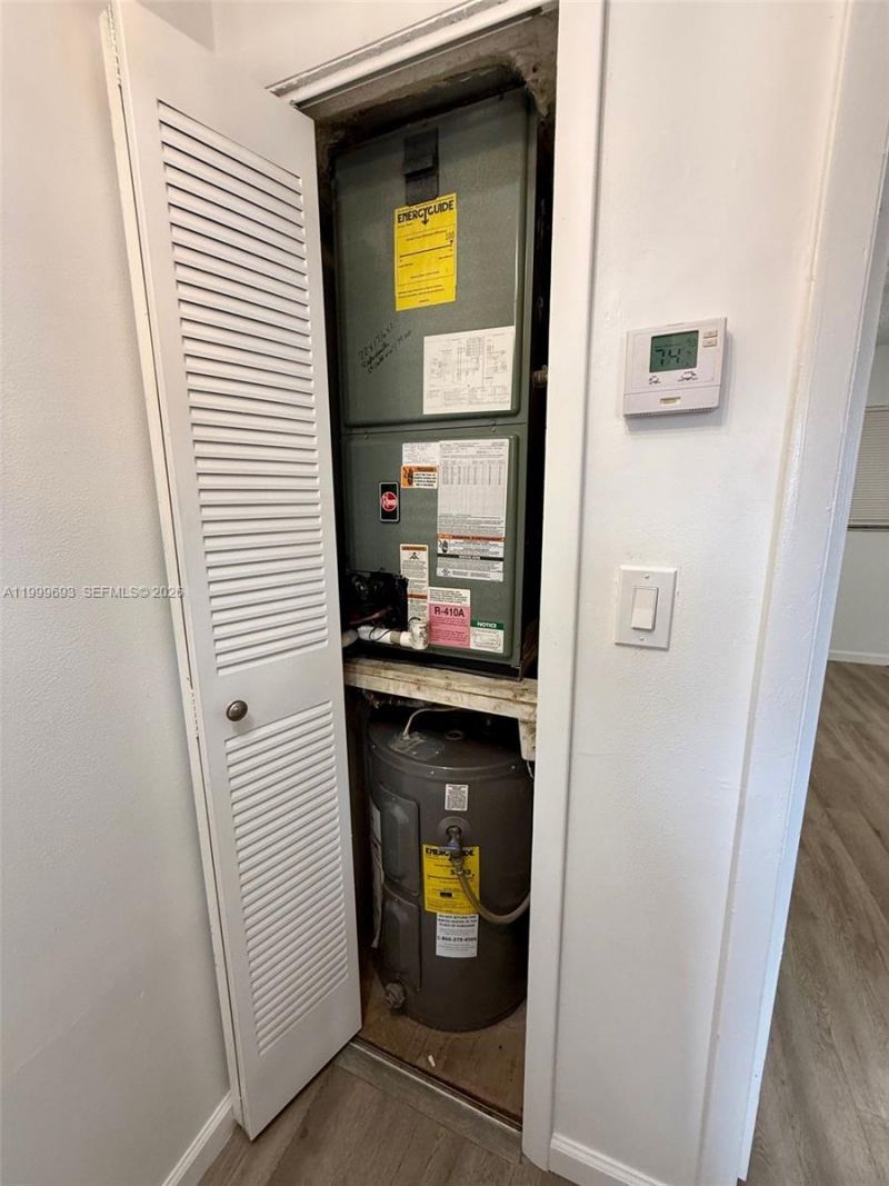 1460 W 41st St, Unit 1460, Hialeah, FL 33012 Photo