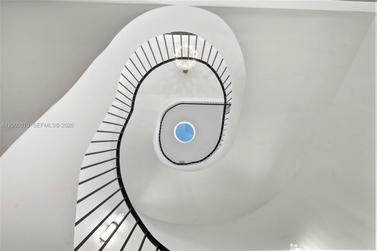 2617 Anderson Rd, Coral Gables, FL 33134 Photo