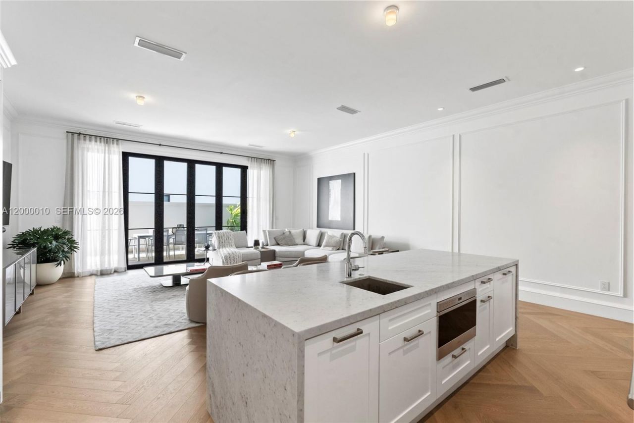 2617 Anderson Rd, Coral Gables, FL 33134 Photo