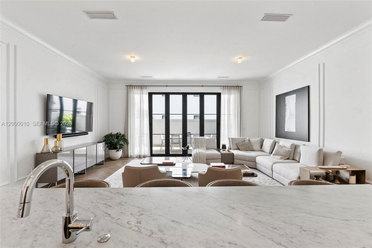 2617 Anderson Rd, Coral Gables, FL 33134 Photo