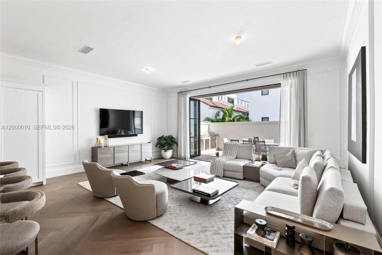 2617 Anderson Rd, Coral Gables, FL 33134 Photo