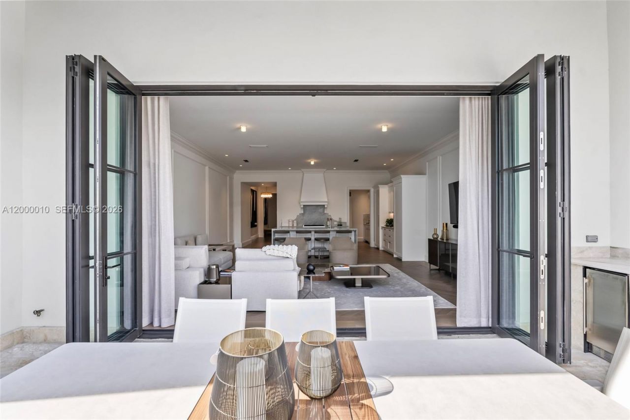 2617 Anderson Rd, Coral Gables, FL 33134 Photo