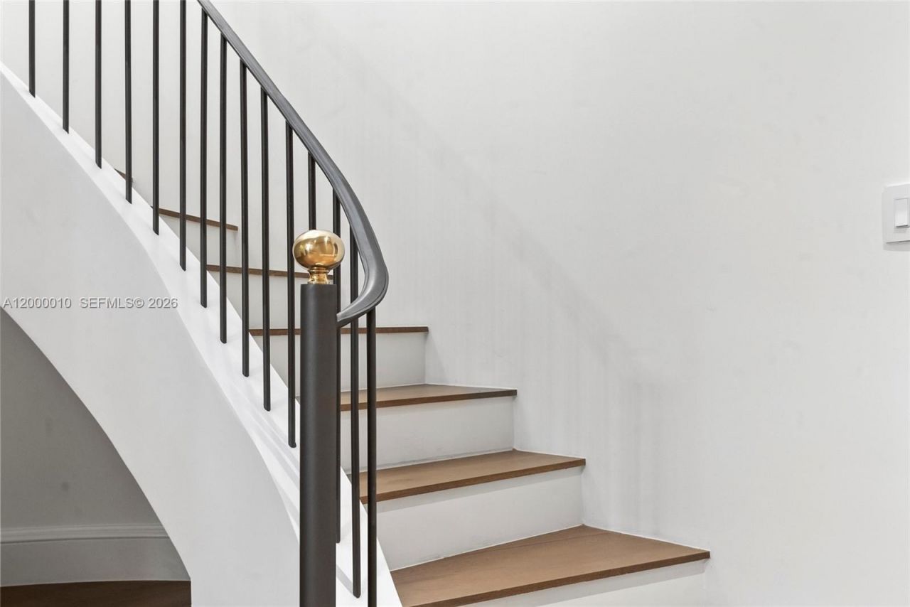 2617 Anderson Rd, Coral Gables, FL 33134 Photo