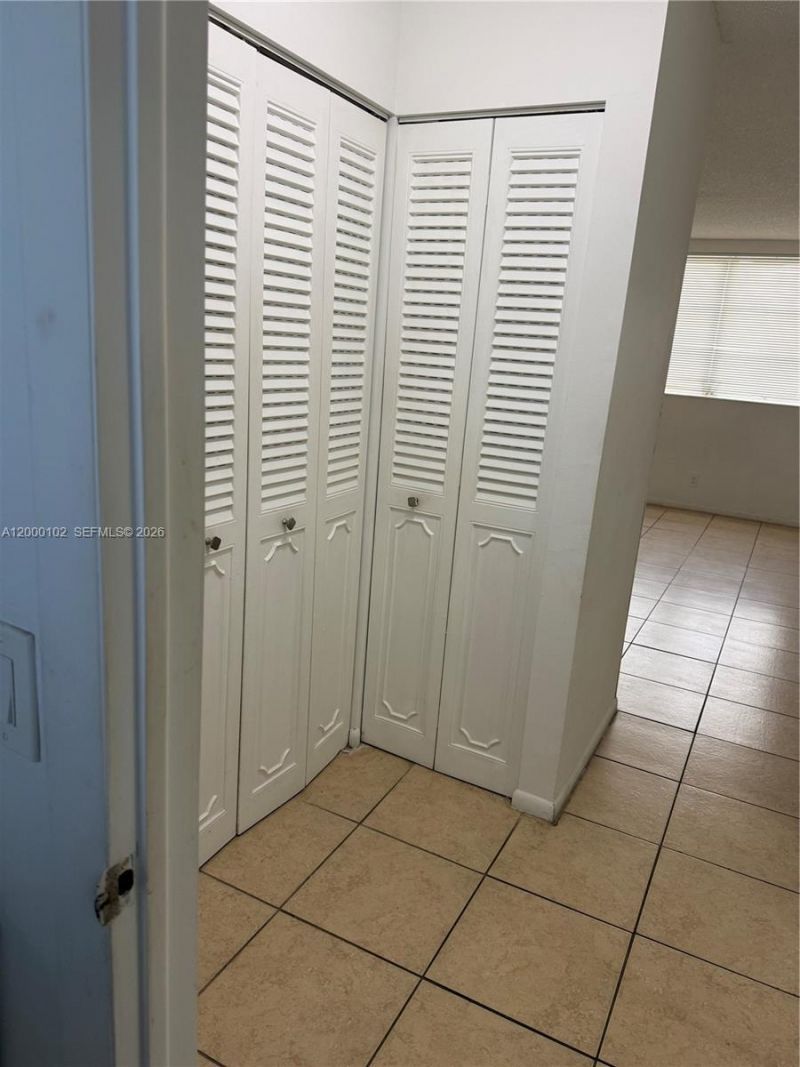 3091 NW 46th Ave, Unit 205C, Lauderdale Lakes, FL 33313 Photo