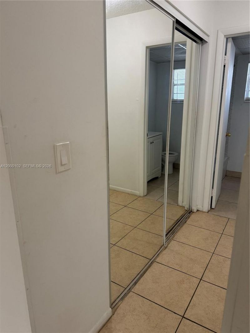 3091 NW 46th Ave, Unit 205C, Lauderdale Lakes, FL 33313 Photo