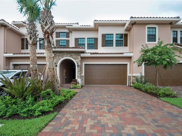 106 SW 127th Terrace , Unit 106, Plantation, FL 33325