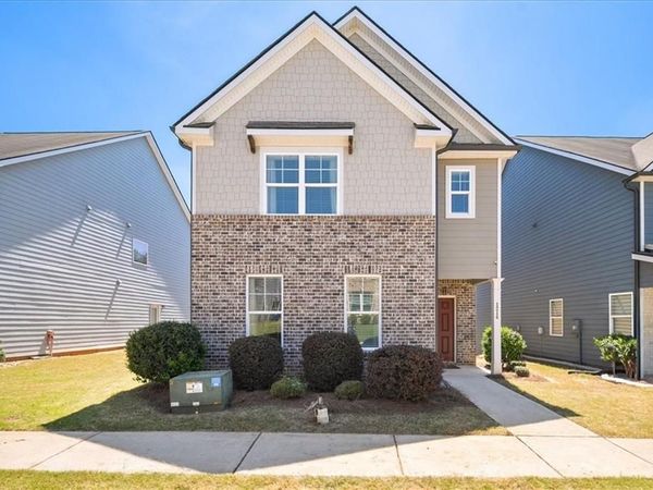 1214 Hawthorne Trail, Atlanta, GA 30344