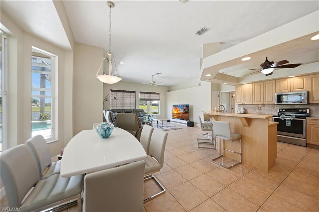 1511 NW 29th Pl, Cape Coral, FL 33993 Photo