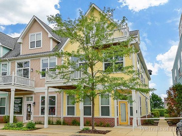 1693 TOWN CENTER Street , Unit 1693, Aurora, IL 60504