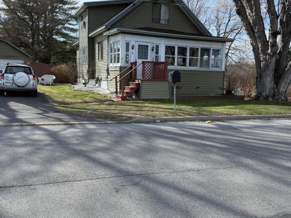 41 Easterly Street, Gloversville, NY 12078