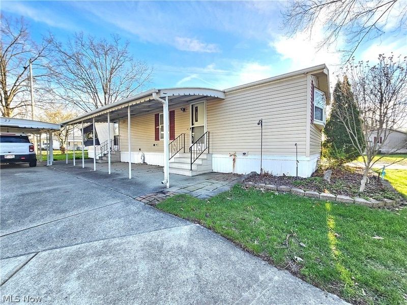 27 Flagler, Olmsted Township, OH 44138 Photo 2