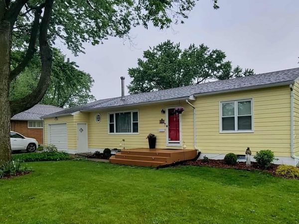 203 E Fillmore Avenue, Fairfield, IA 52556
