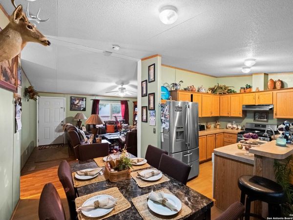 1148 Sequoia Trl, Canyon Lake, TX 78133