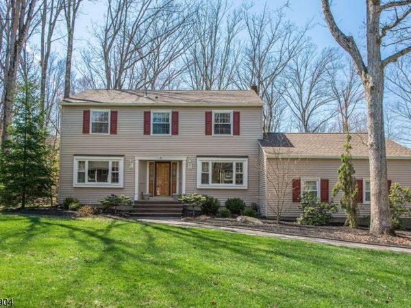 3 Overbrook Rd, Randolph, NJ 07869