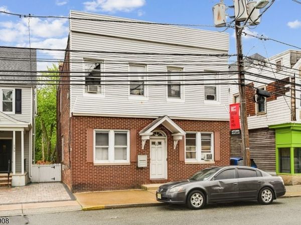 137 Valley Rd, Montclair, NJ 07042