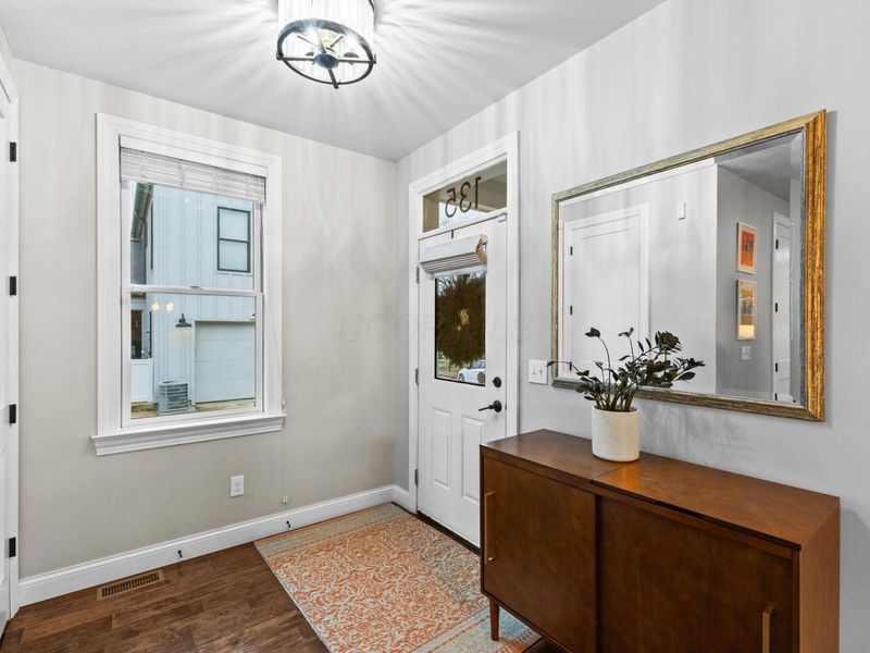 135 Punta Alley, Columbus, OH 43201 Photo 5