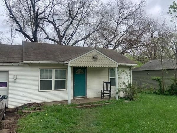 200 W 83rd Terrace, Kansas City, MO 64114