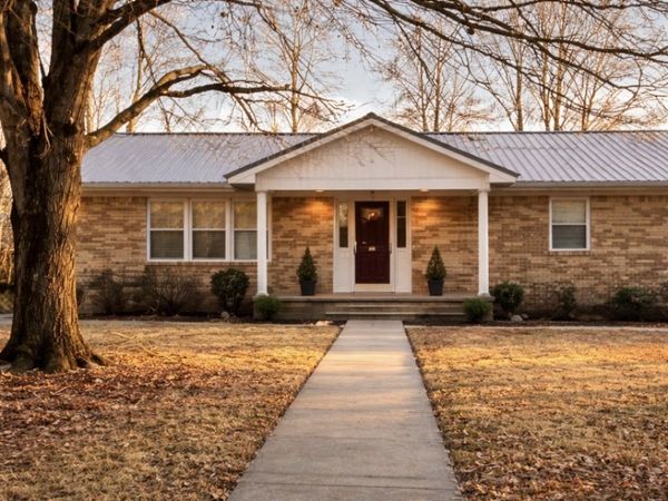 276 Pumpkin Ridge Rd , Dover, TN 37058