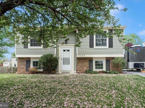 5696 PEBBLE DRIVE, FREDERICK, MD 21703