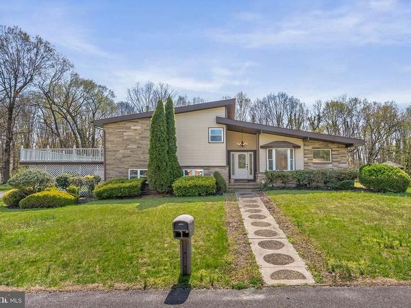 2811 BRYANT STREET, VINELAND, NJ 08361