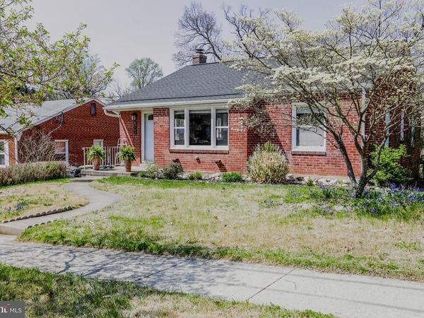 3104 GUMWOOD DRIVE, HYATTSVILLE, MD 20783