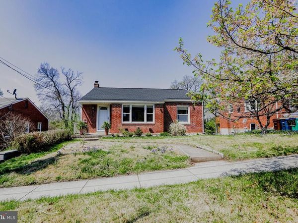 3104 GUMWOOD DRIVE, HYATTSVILLE, MD 20783