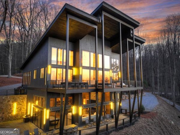415 Green Ridge Trail, Blue Ridge, GA 30513