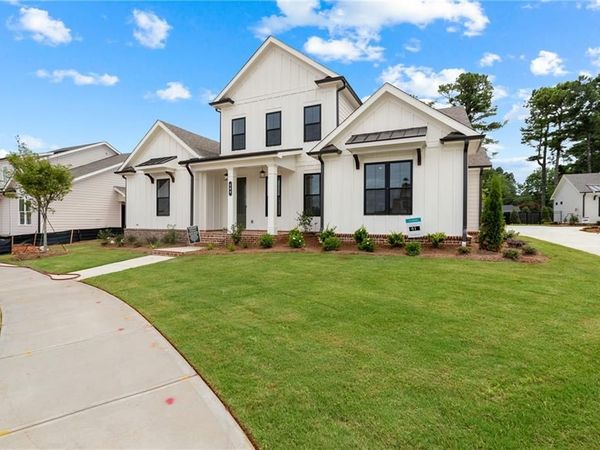 565 Pearl Street, Cumming, GA 30040